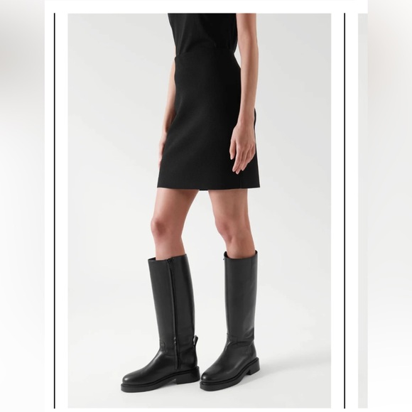 Cos Black Stretch Mini Skirt (new without tags) - Picture 3 of 7